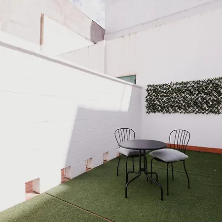 Quiet Terrace In Triana Close To The River Апартаменты *