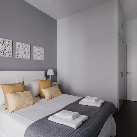 Quiet Terrace In Triana Close To The River Апартаменты *